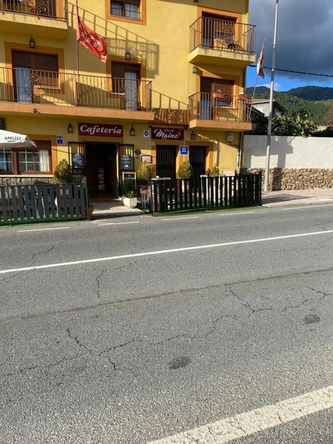 Hostal Mainz Piedralaves Eksteriør billede