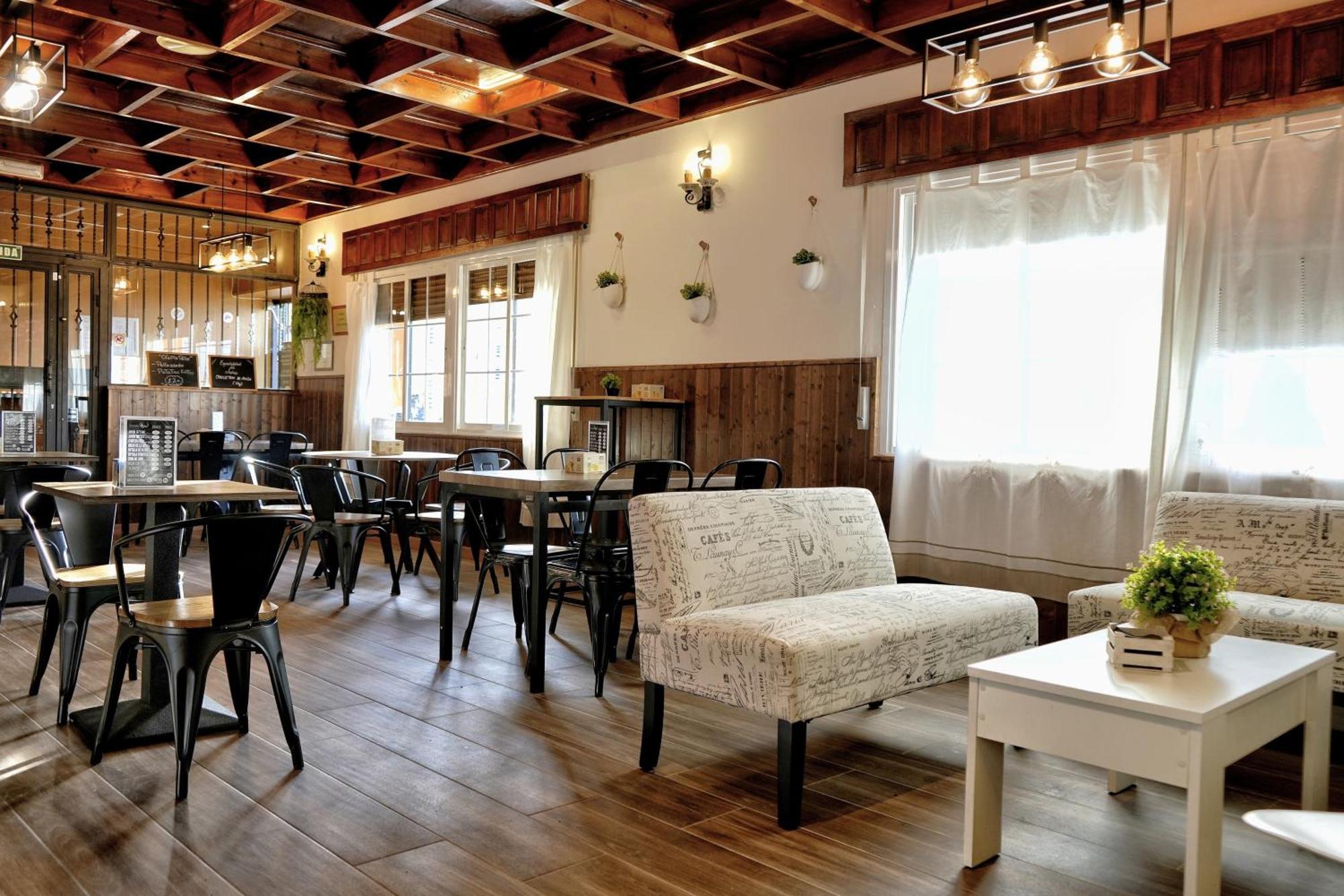Hostal Mainz Piedralaves Eksteriør billede
