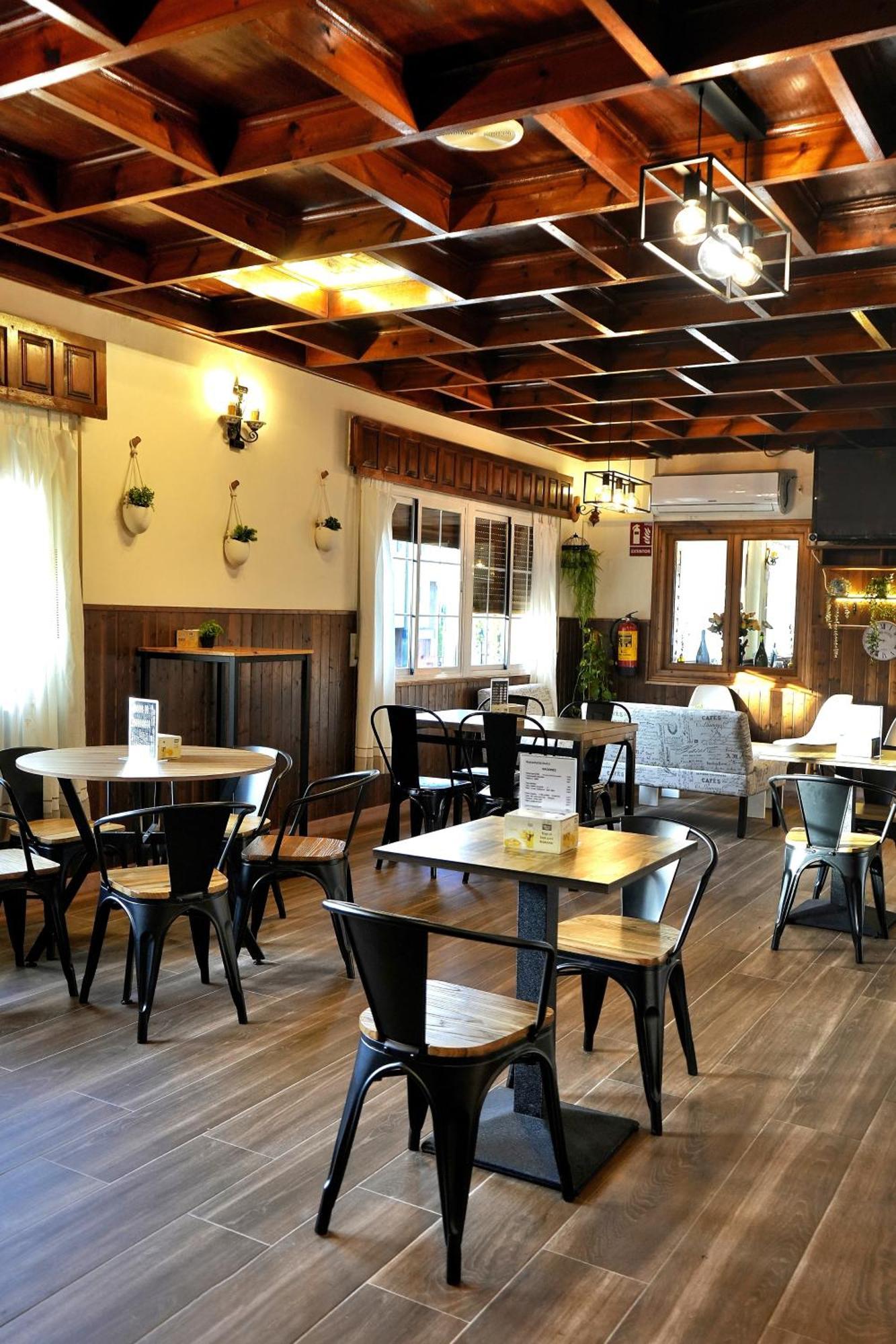 Hostal Mainz Piedralaves Eksteriør billede